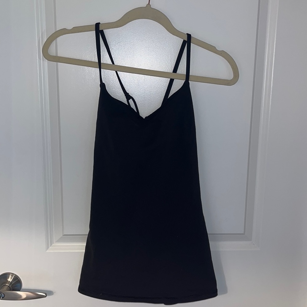 COPY - Black Lulu lemon tank